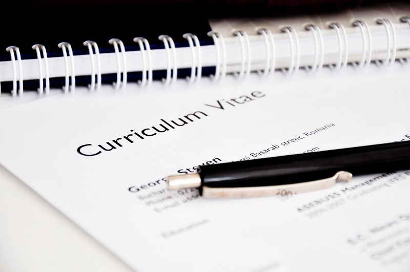 Cách giới thiệu bản thân trong CV